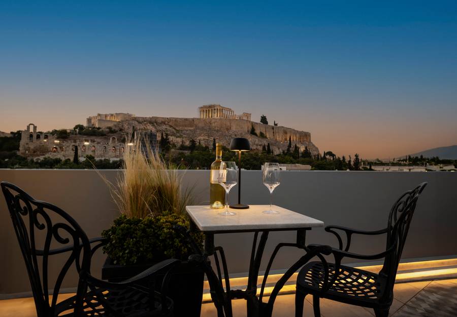 Athens Hotels: Where to Stay for the Best Experience