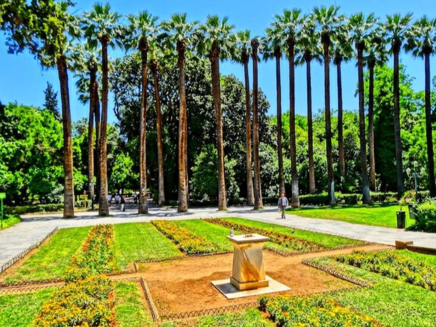 The Green Mile of Athens: A Morning Walk from the National Garden to the Temple of Olympian Zeus